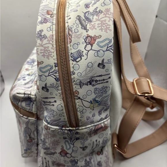 Disney White and Gold Women\'s Backpack main image 2